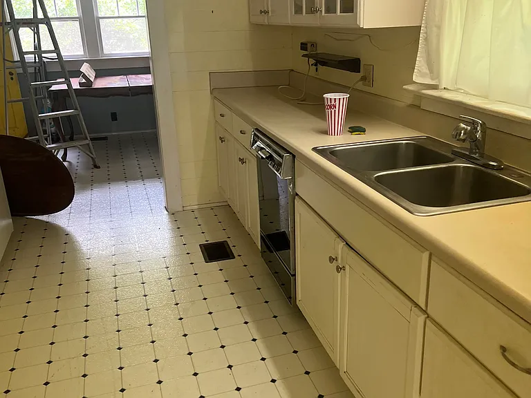 4615 Mountain Creek Rd — Photo 7