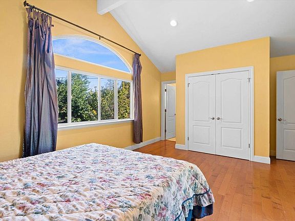 5th image of 10472 Lockwood Dr #A