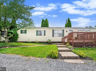 4 Mountain Spring Rd, Blandon, PA 19510