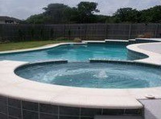 2016 Piper Dr, Corinth, TX 76210