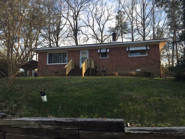 1st image of 904 Larchwood Dr