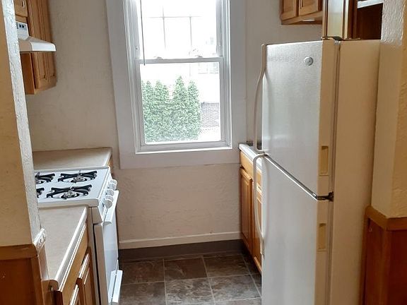 2nd image of 50 Blackstone Blvd APT 4