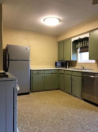2nd image of 1093 Burt Dr