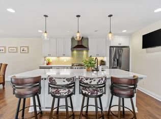 1805 Eagle Ridge Dr APT 8, Mendota Heights, MN 55118