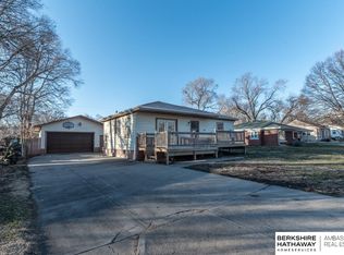 8519 Seward St, Omaha, NE 68114