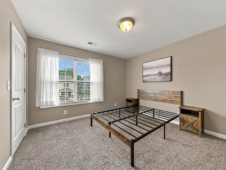 248 Alexander Blvd — Photo 22