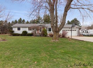 9712 Wilcox Dr, Lakeview, MI 48850