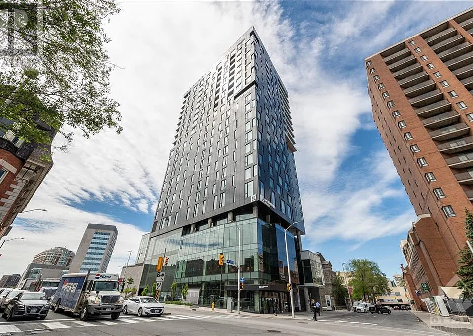 20 Daly Ave #2007