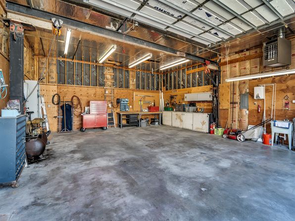 9692 S Mumford Dr, Sandy, UT 84094