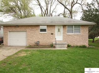 7071 Bedford Ave, Omaha, NE 68104