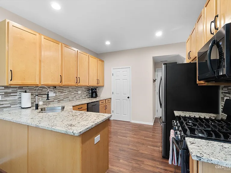 24254 Leski Ln — Photo 7