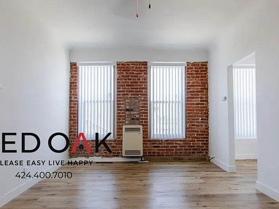 5th image of 970 S Gramercy Pl #409