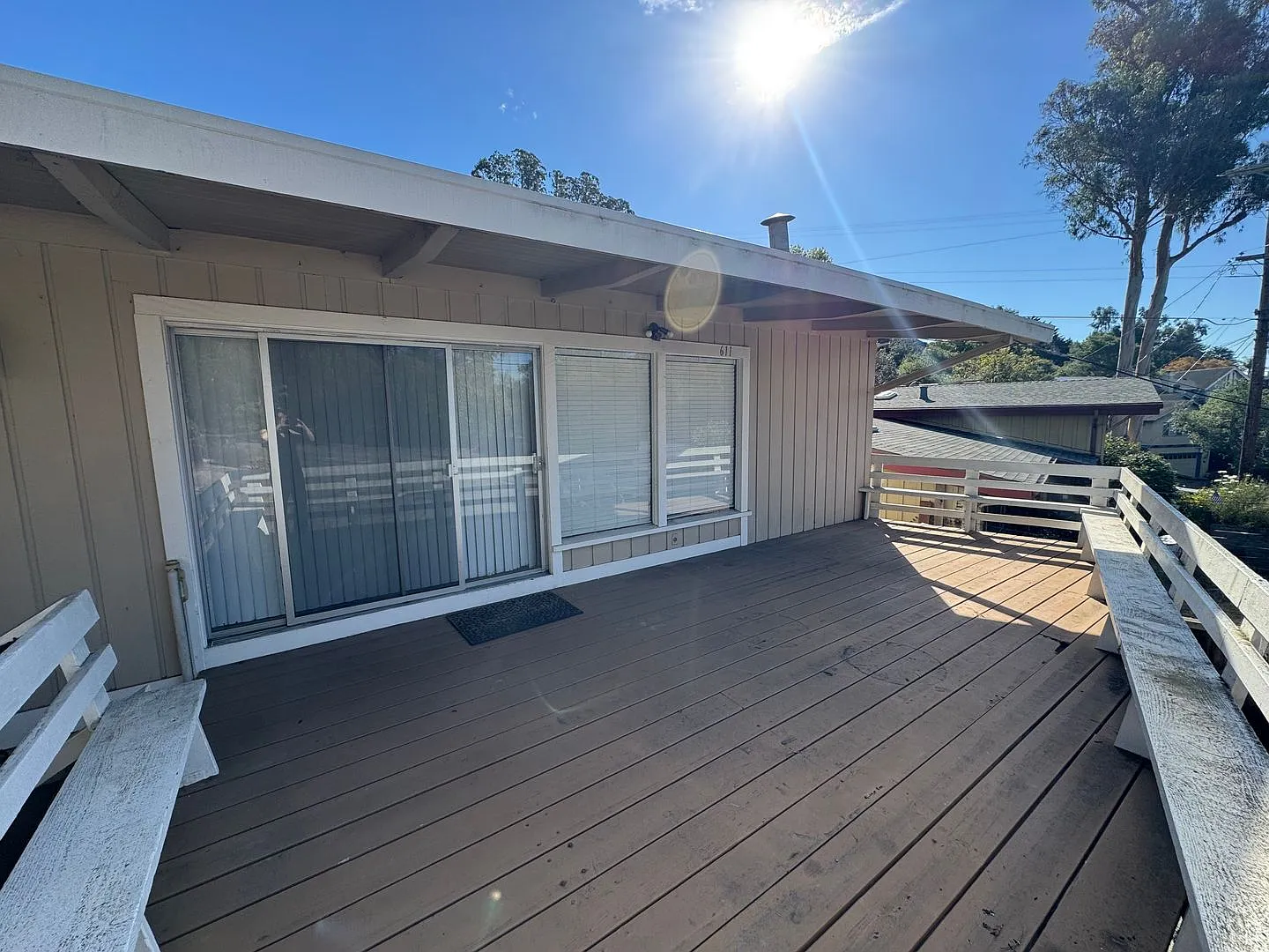 611 Clubhouse Drive — Photo 3