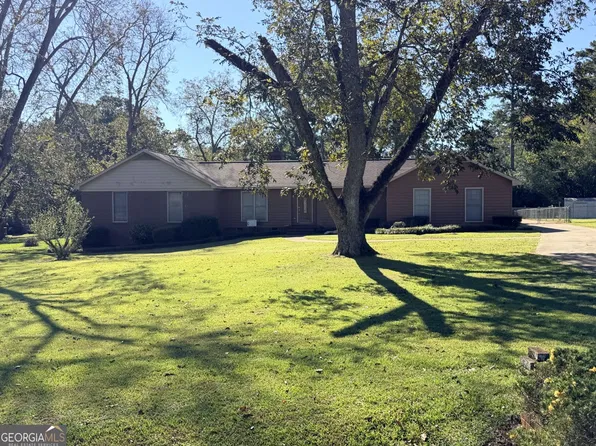 168 Berkeley Rd, Albany, GA 31721
