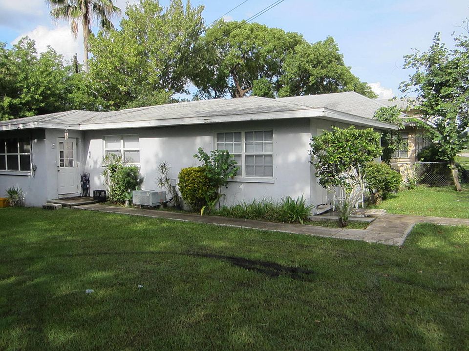 1st image of 1160 Palm Bluff St
