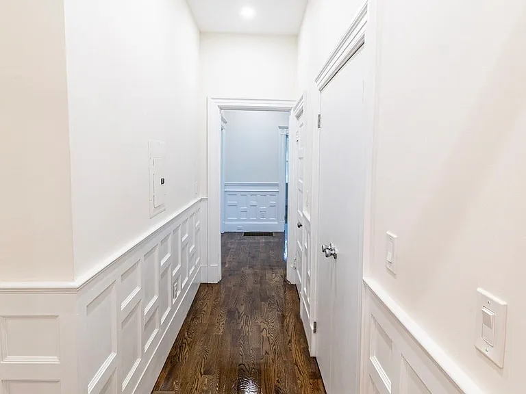 168 Humboldt Ave #1 — Photo 17