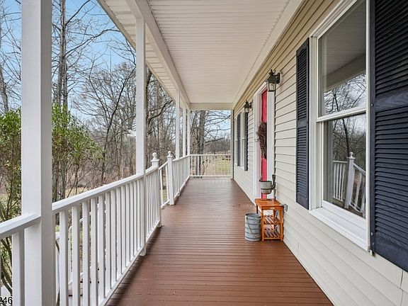 5th image of 75 Mount Hermon Rd