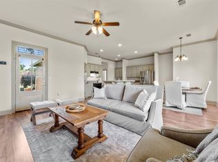 2821 Nicholson Lake Dr, Baton Rouge, LA 70810