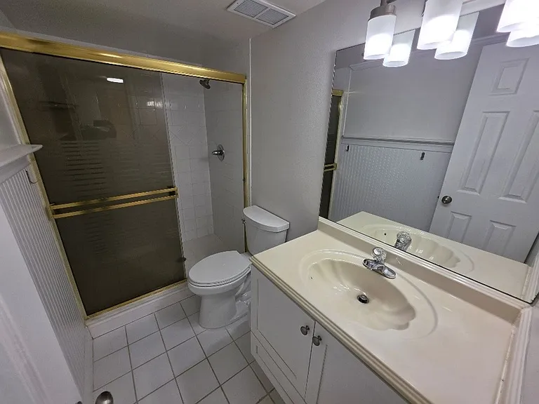 5301 S Atlantic Ave #11 — Photo 14