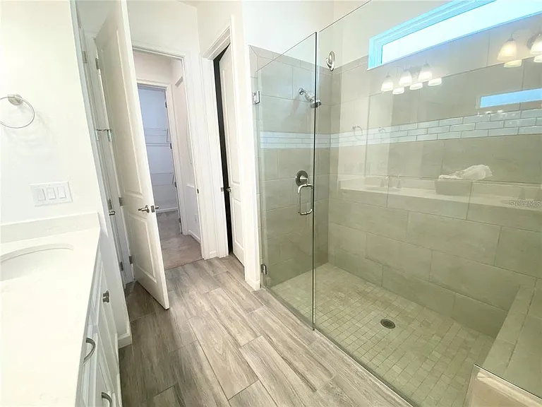 724 Winterside Dr — Photo 30
