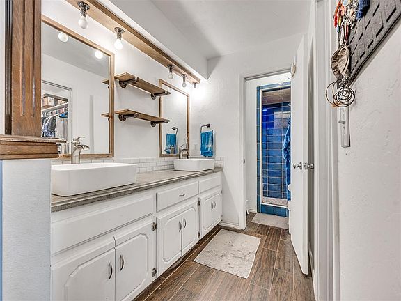 4th image of 6517 Dulane Cir