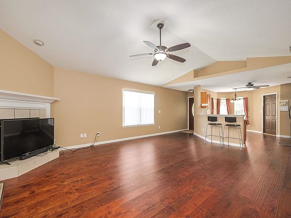 5th image of 1652 Teaberry Dr