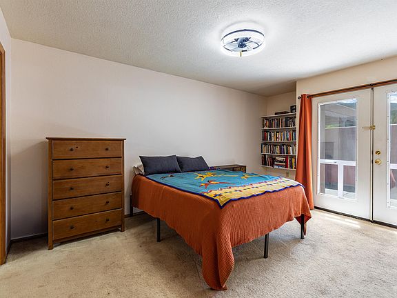 3rd image of 523 San Geronimo #18