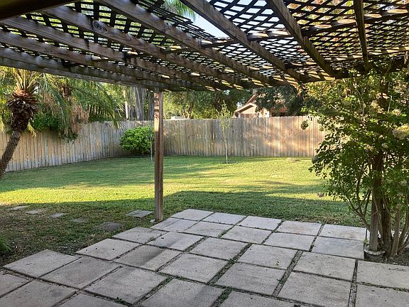 3rd image of 3106 Treasure Hills Blvd