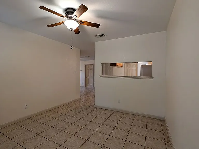 1134 Misty Acres Dr — Photo 24