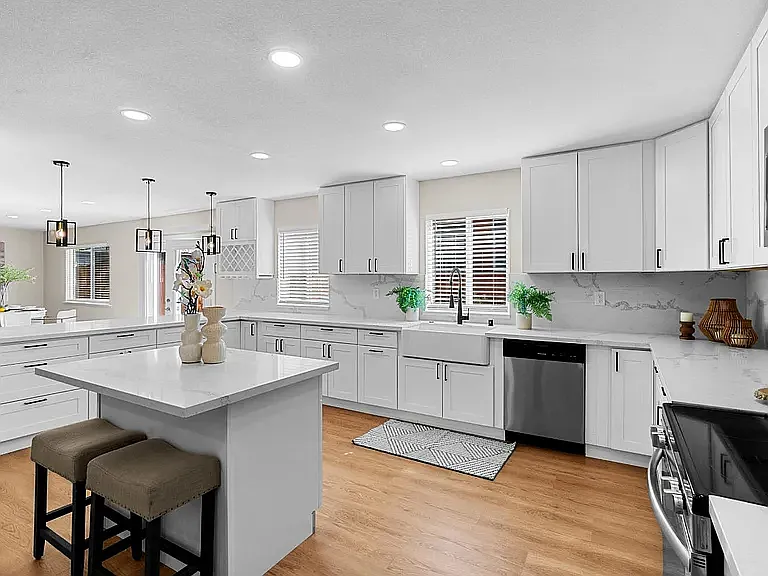 8366 Madison Ave — Photo 3