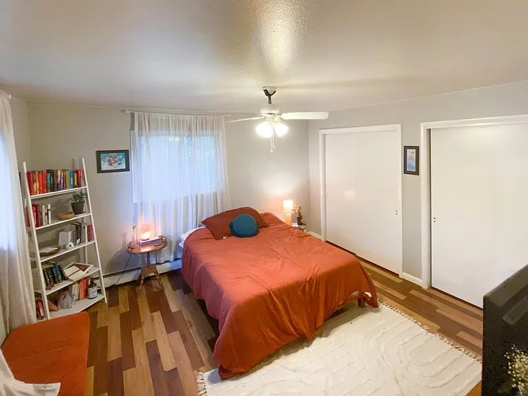 400 Parker St — Photo 11