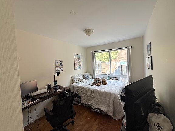 4th image of 40-13 30th Ave #2B