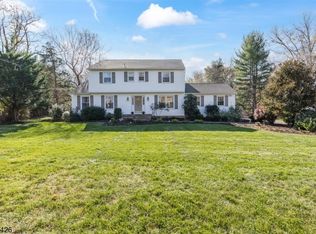 104 Cherry Brook Dr, Princeton, NJ