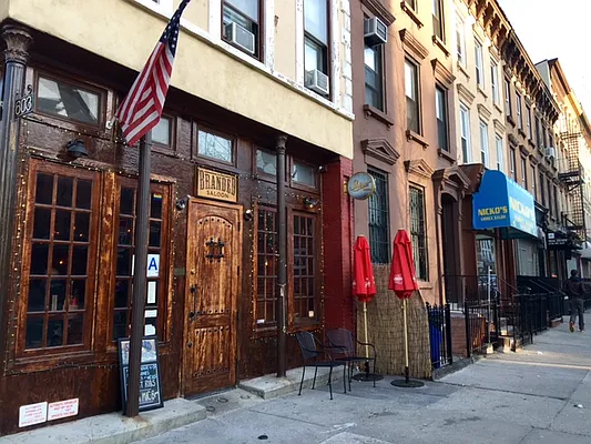 Rented by Andrew J. Markowitz Real Estate, LLC  | media 24