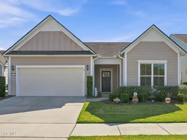 556 Lyrebird Avenue, Wilmington, NC 28412