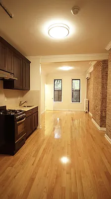 Rented by Alexander Hidalgo, Inc. | media 23