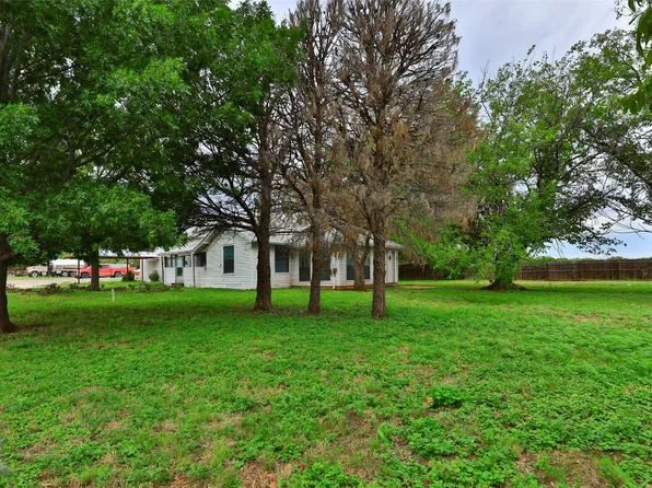 117 Fm 382, Ovalo, TX 79541