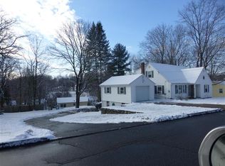 9 Saint Kevin Rd, Worcester, MA 01603