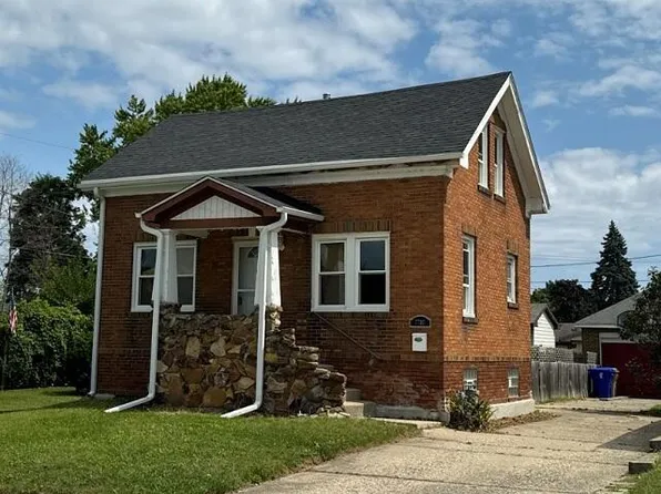 7705 40th AVENUE, Kenosha, WI 53142