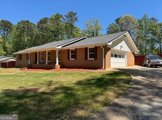 700 Ponderosa Ct, Fayetteville, GA 30214