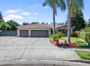 2302 N Peppertree St, Visalia, CA