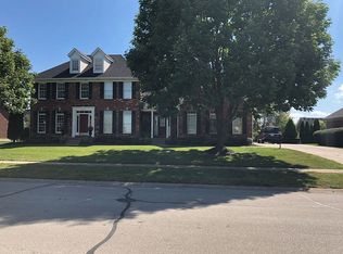 12609 Ridgemoor Dr, Prospect, KY 40059