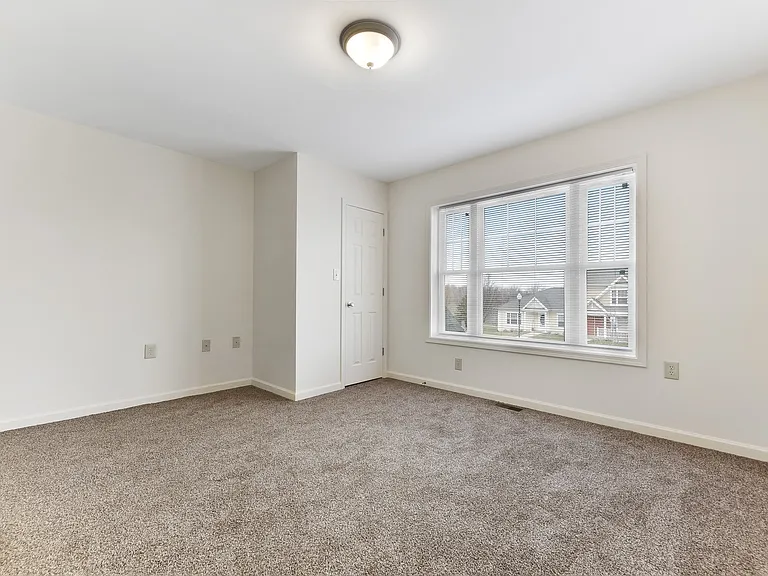 Summit Wood Apartments — Photo 13