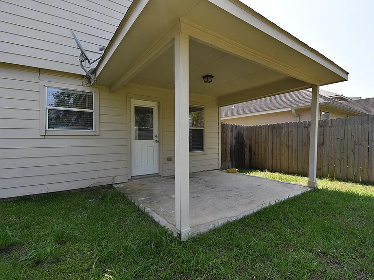 21603 Falvel Lake Dr — Photo 46