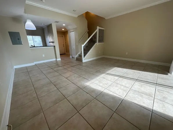 9745 Touchton Rd, Jacksonville, FL