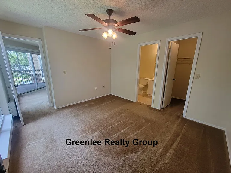 10024 Strafford Oak Ct #813 — Photo 16