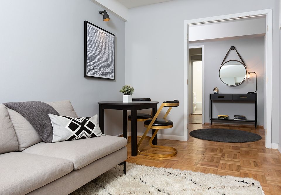 1st image of 647 E 14th St APT 1A