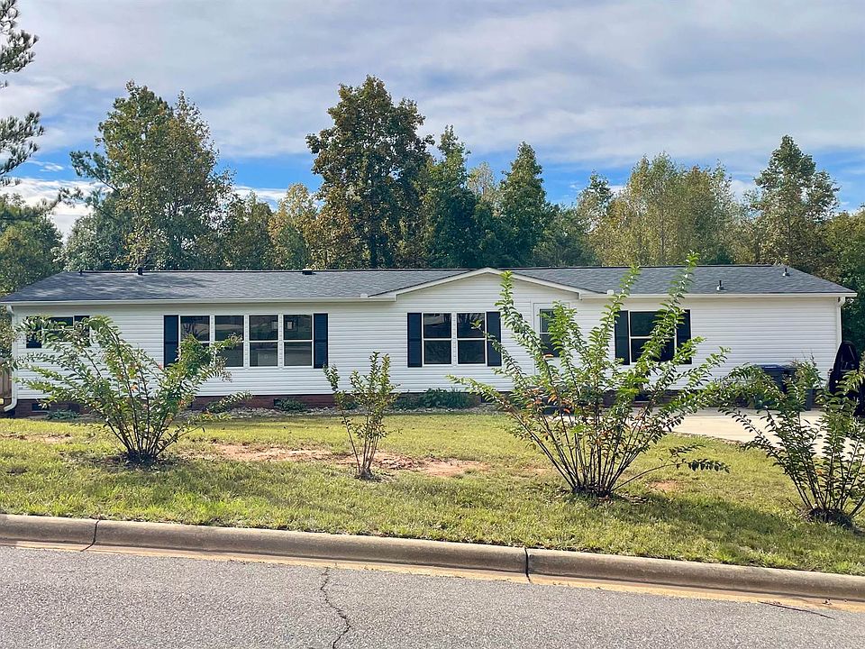 1st image of 140 Ridge Creek Dr