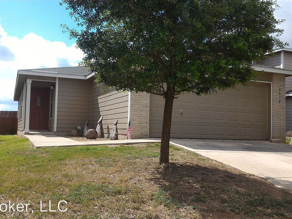 1st image of 8010 Willow Country