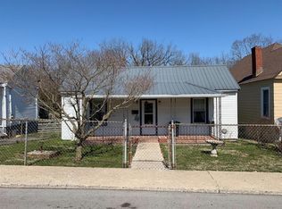 1037 Vine St, Paris, KY 40361
